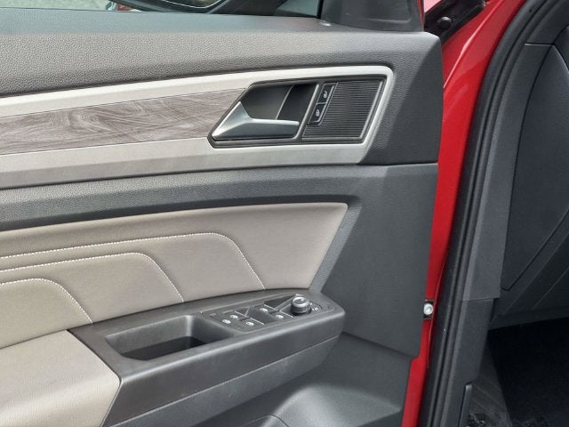 2022 Volkswagen Atlas Cross Sport 3.6 V6 SE w/ Technology