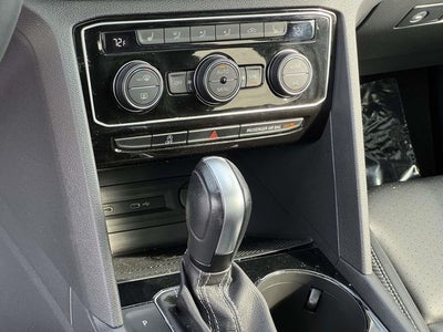 2022 Volkswagen Atlas Cross Sport 3.6 V6 SE w/ Technology