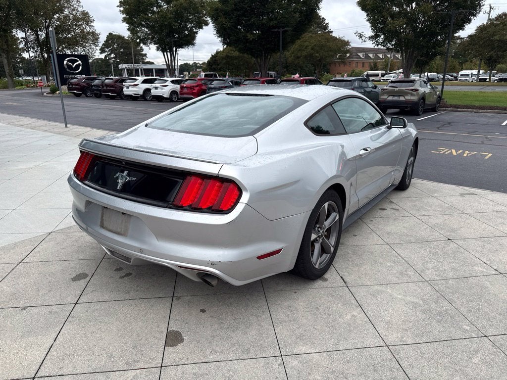 2015 Ford Mustang V6