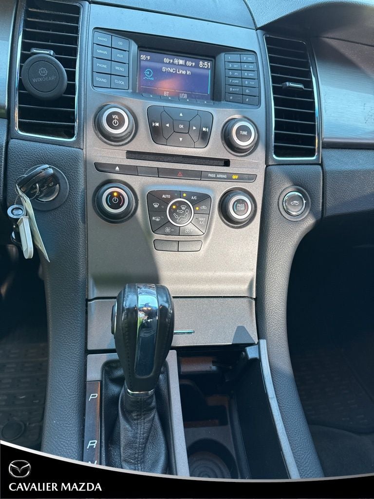 2015 Ford Taurus SEL