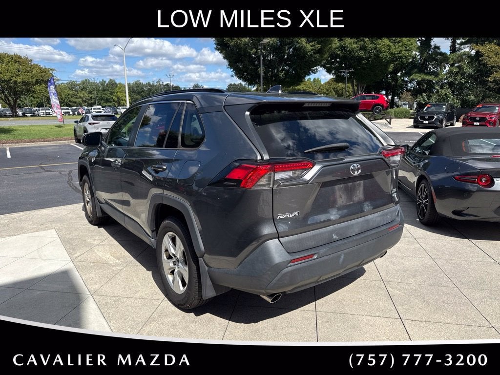 2020 Toyota RAV4 XLE