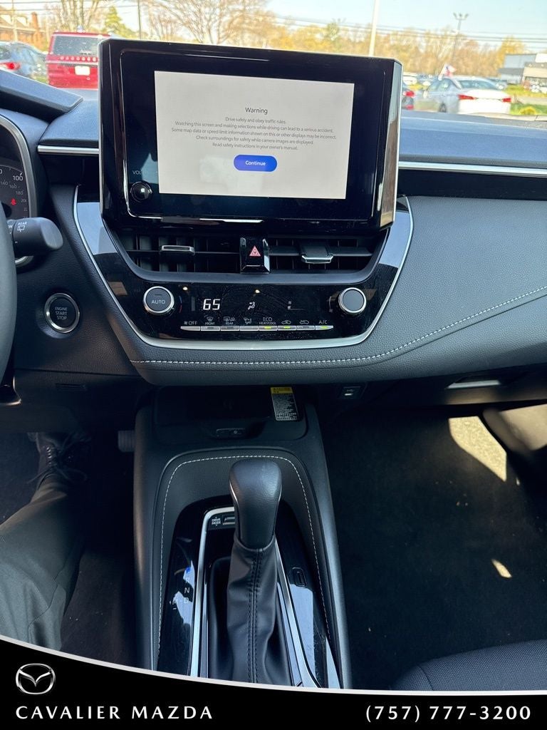 2026 Toyota Corolla Hatchback SE