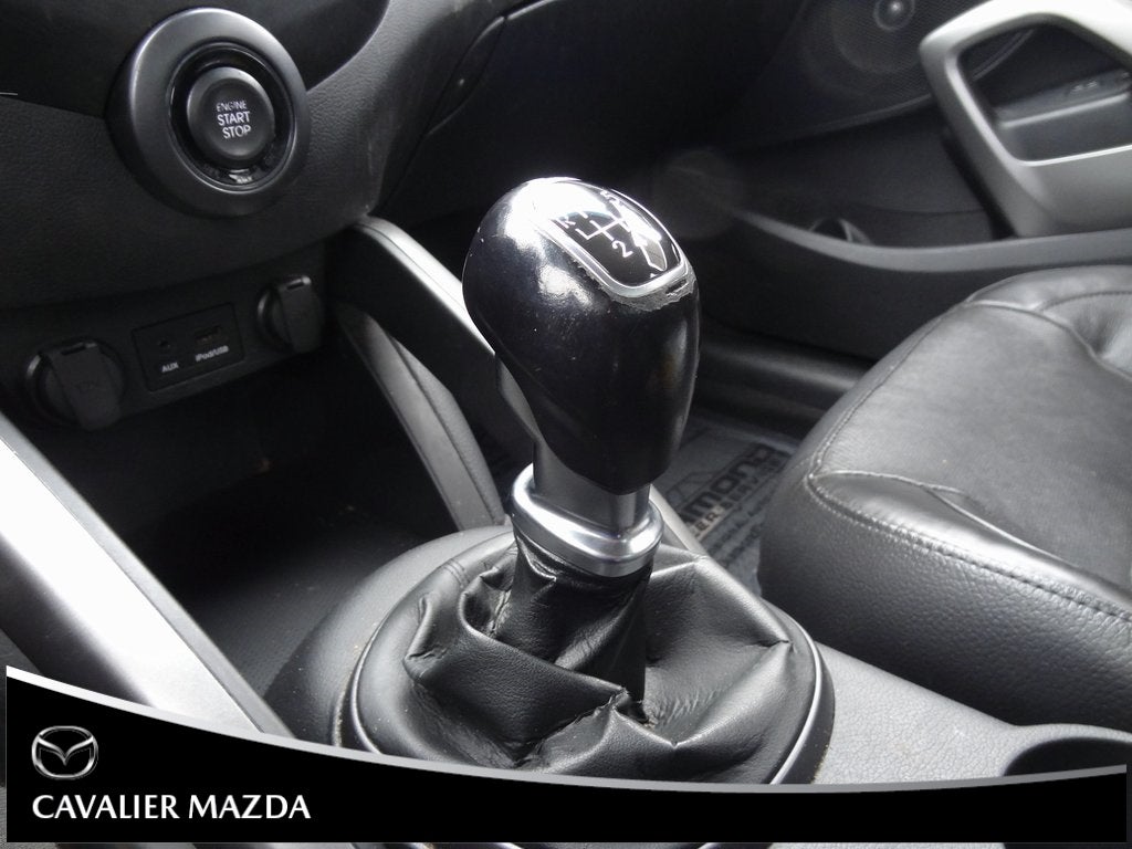 2013 Hyundai Veloster Turbo w/Black