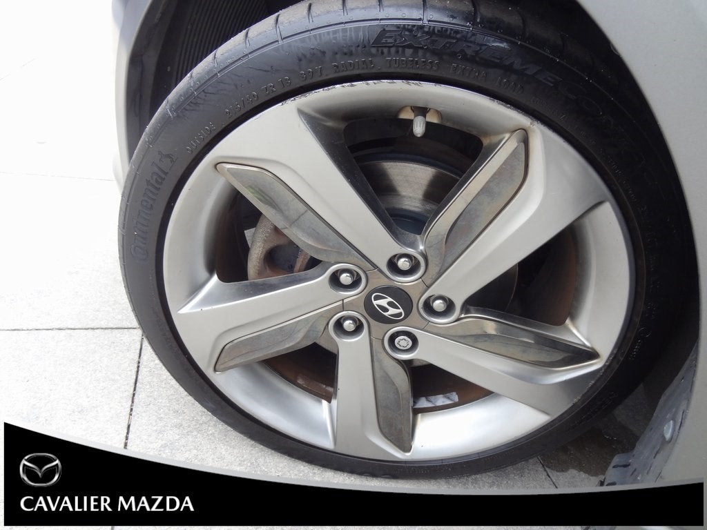 2013 Hyundai Veloster Turbo w/Black