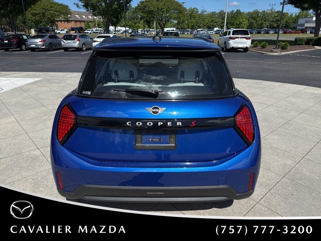 2025 MINI Cooper S Iconic