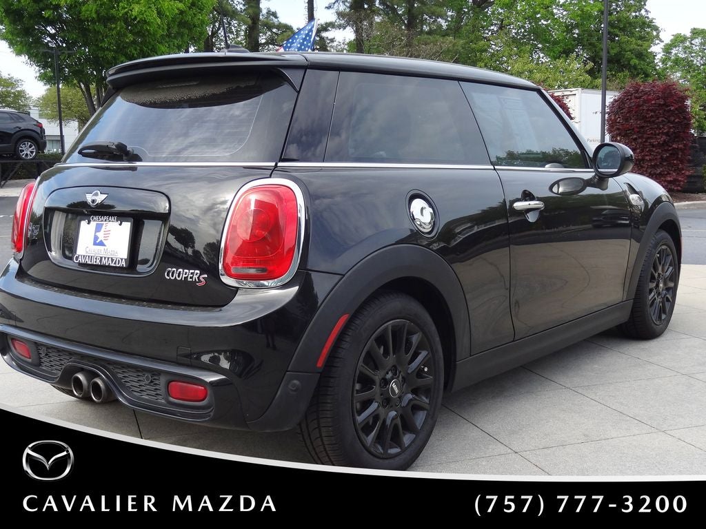 2017 MINI Cooper S Base