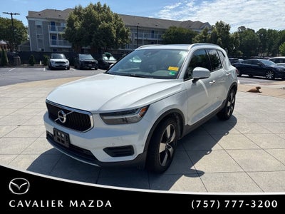 2019 Volvo XC40 Momentum