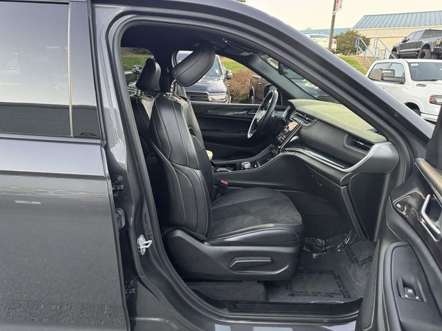 2022 Jeep Grand Cherokee L Altitude 4x4