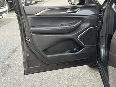 2022 Jeep Grand Cherokee L Altitude 4x4