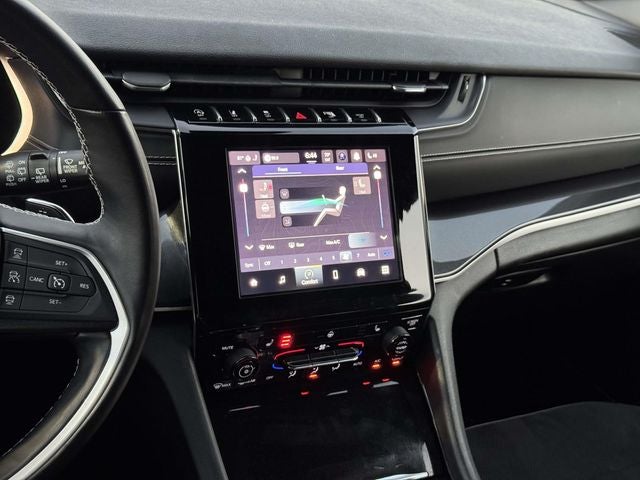 2022 Jeep Grand Cherokee L Altitude 4x4