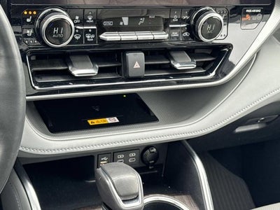 2024 Toyota Highlander Platinum