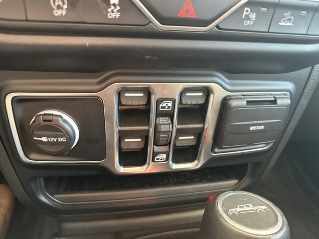2023 Jeep Gladiator Overland
