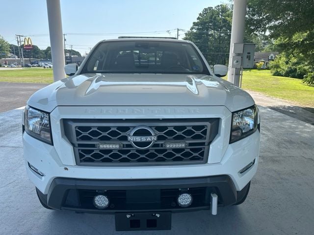 2023 Nissan Frontier SV