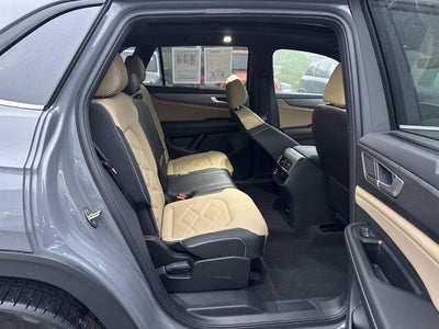 2024 Volkswagen Atlas Cross Sport 2.0T SE w/ Technology