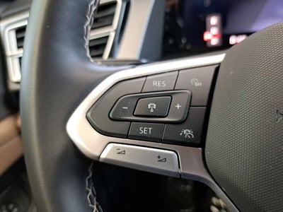 2024 Volkswagen Atlas Cross Sport 2.0T SE w/ Technology