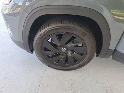 2024 Volkswagen Atlas Cross Sport 2.0T SE w/ Technology