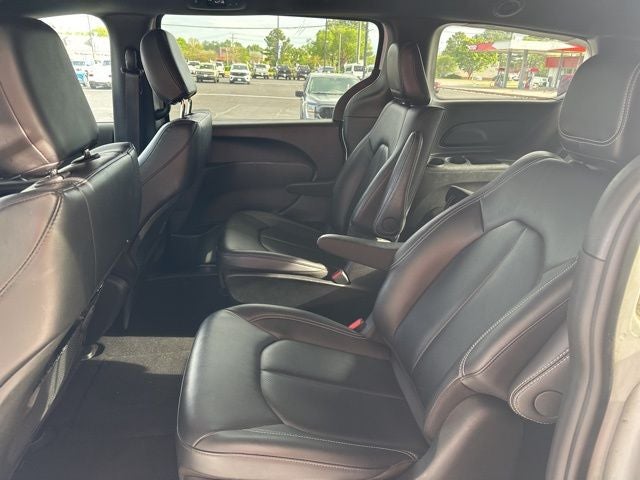 2024 Chrysler Pacifica Hybrid Select Appearance