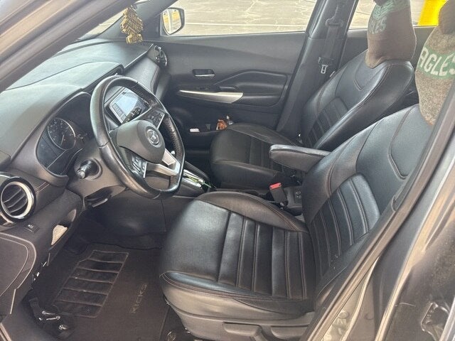 2019 Nissan Kicks SR