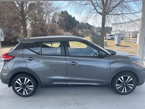 2019 Nissan Kicks SR