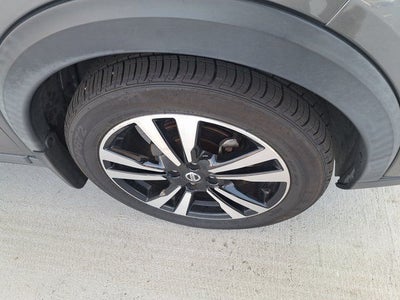 2019 Nissan Kicks SR