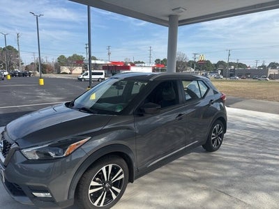 2019 Nissan Kicks SR