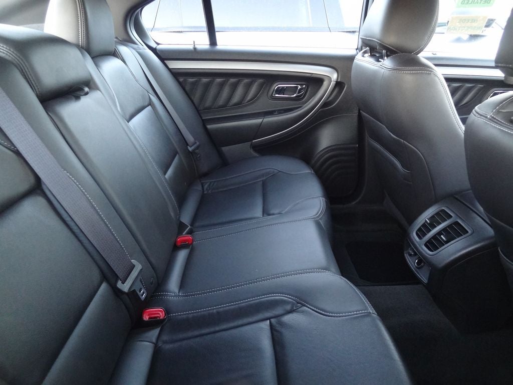 2018 Ford Taurus SEL