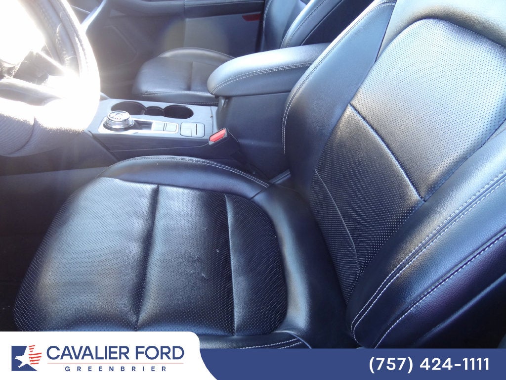 2021 Ford Escape SEL