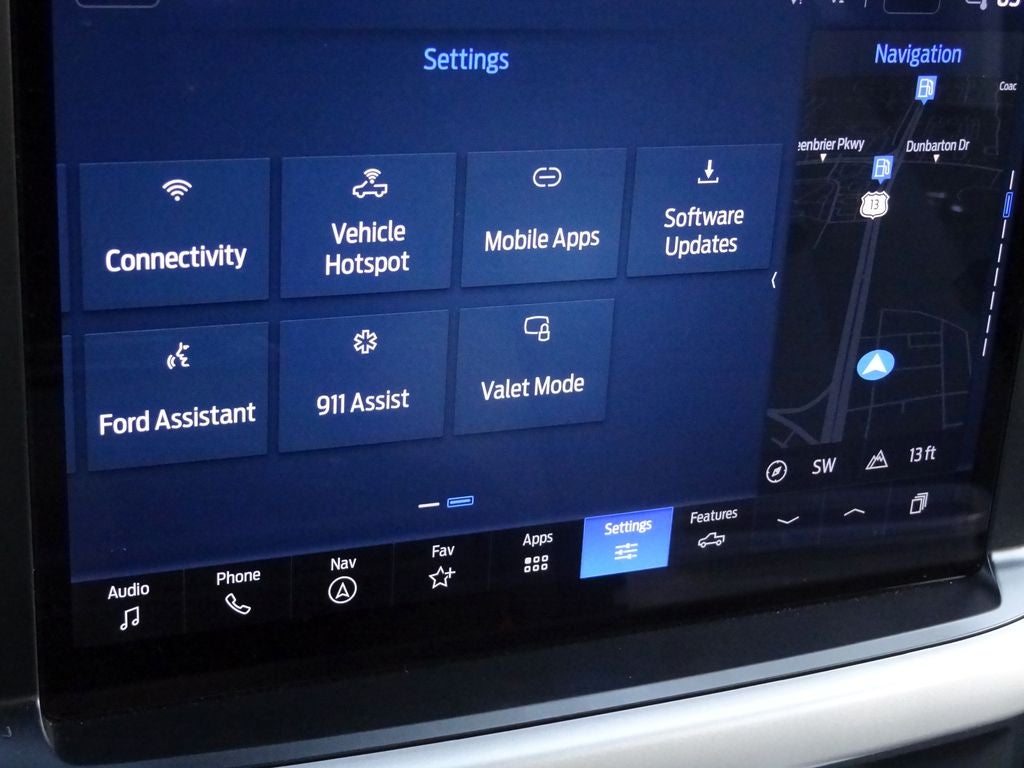 2023 Ford F-150 Lightning XLT