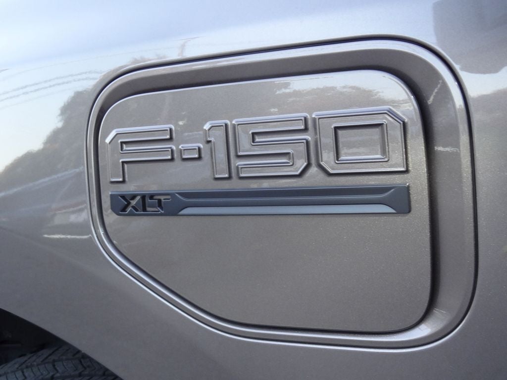 2023 Ford F-150 Lightning XLT