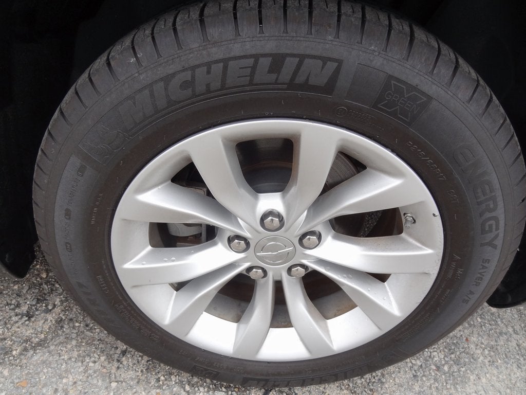 2023 Chrysler 300 Touring