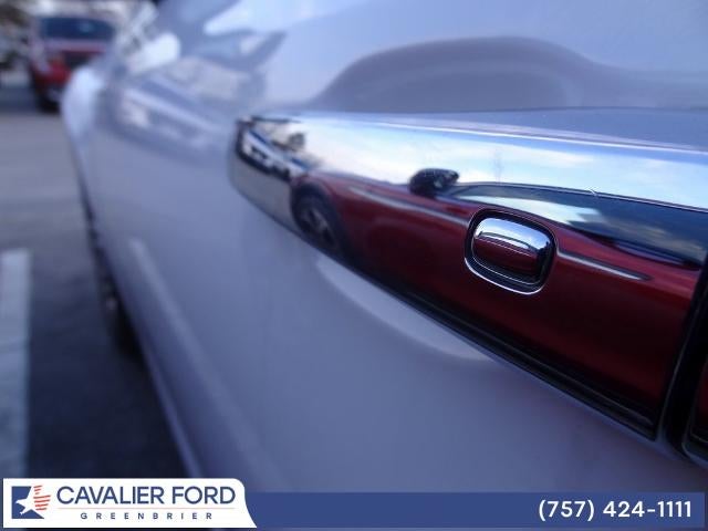 2016 Chrysler 300C Base