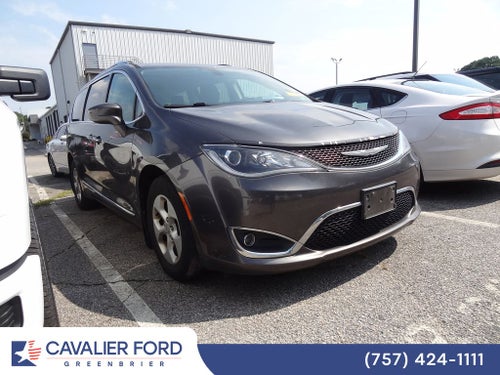 2017 Chrysler Pacifica Touring L Plus
