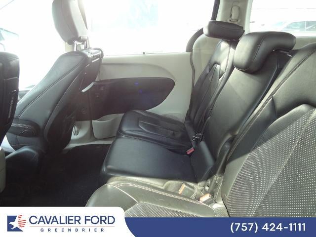 2017 Chrysler Pacifica Touring L Plus