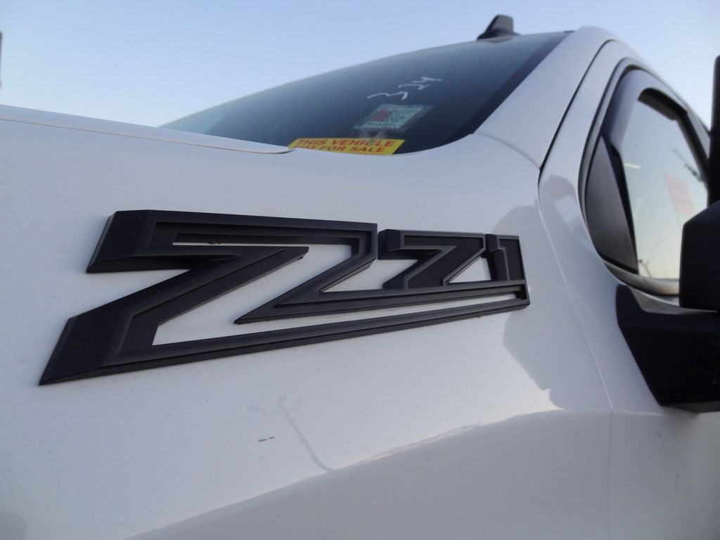 2024 Chevrolet Silverado 1500 LT LT1