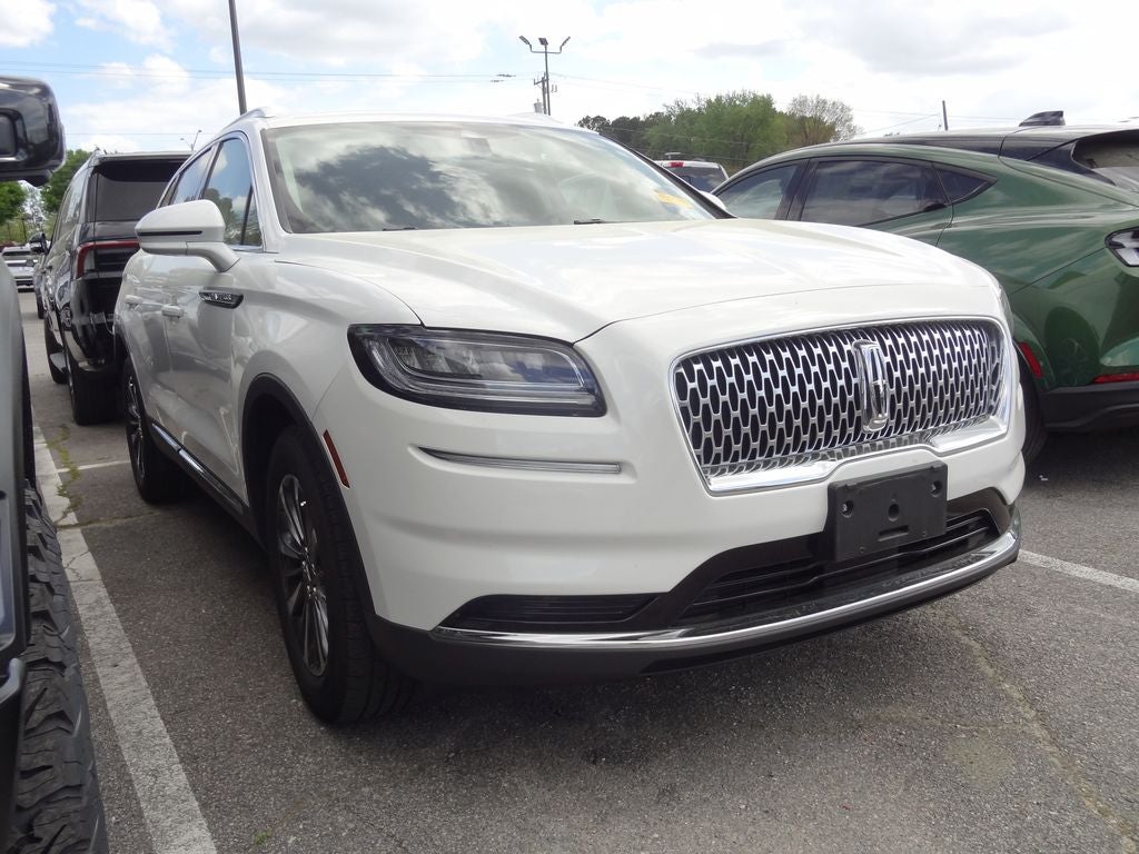 2022 Lincoln Nautilus Standard Standard
