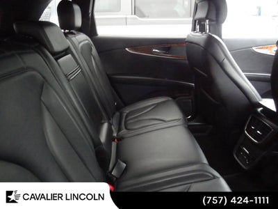 2019 Lincoln Nautilus Select