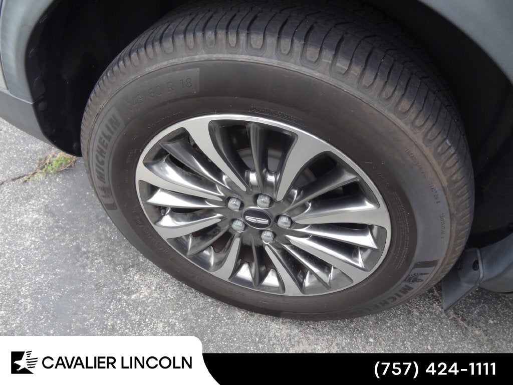 2019 Lincoln Nautilus Select