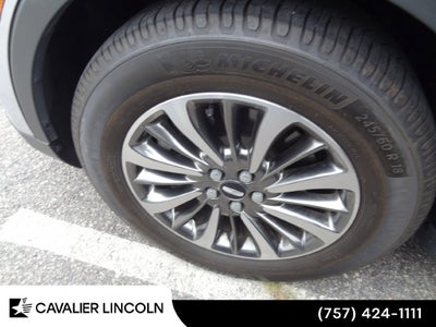2019 Lincoln Nautilus Select