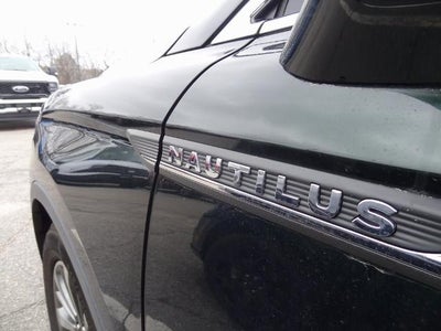 2021 Lincoln Nautilus Reserve