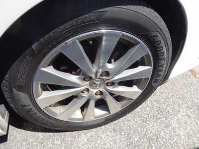 2011 Toyota Avalon Limited