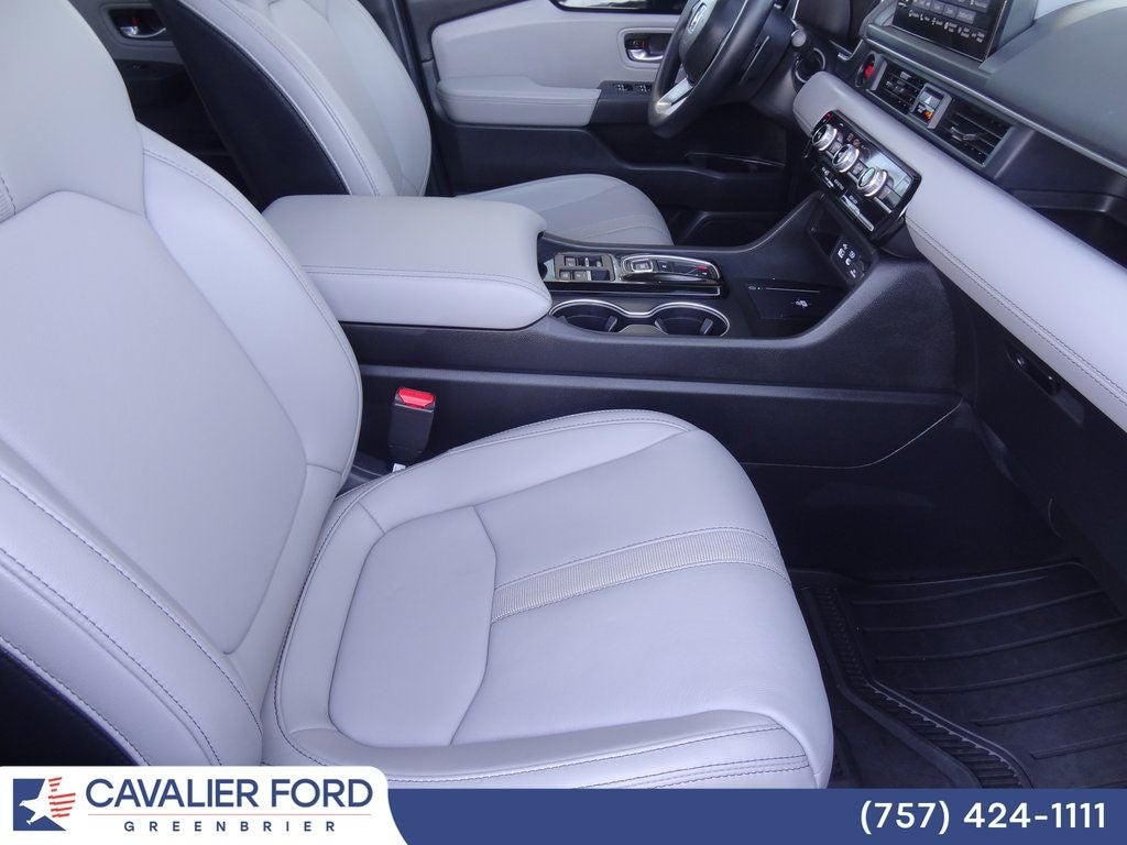 2025 Honda Pilot Touring