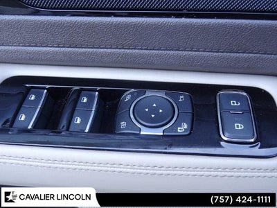 2023 Lincoln Aviator Standard