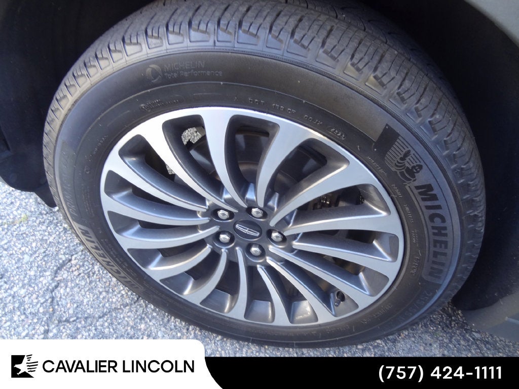 2023 Lincoln Aviator Standard Standard