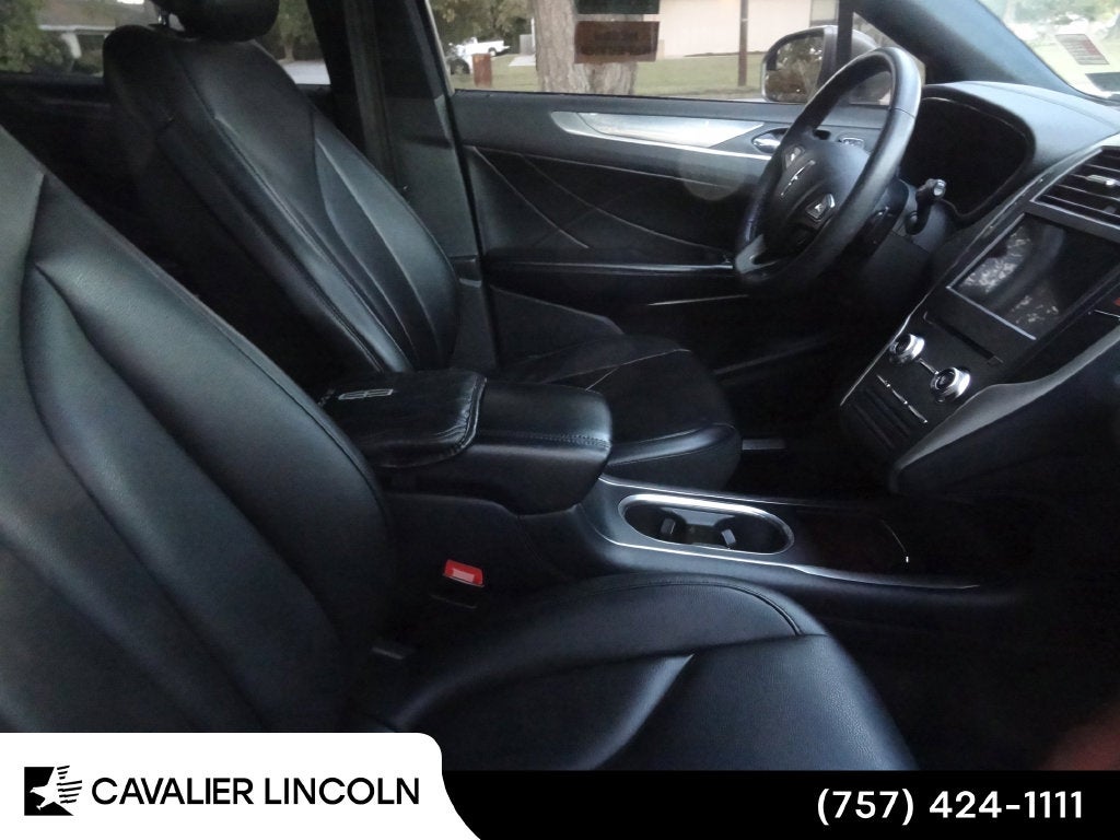 2019 Lincoln MKC Standard Standard