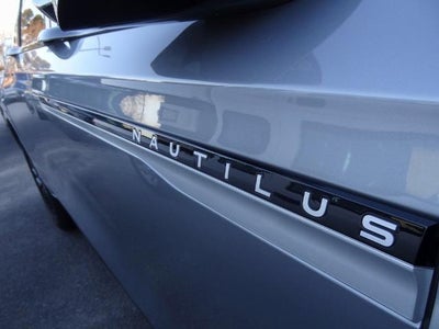 2025 Lincoln Nautilus Reserve