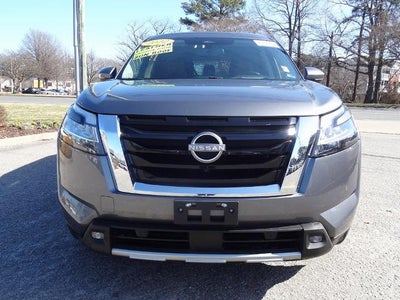 2022 Nissan Pathfinder Platinum