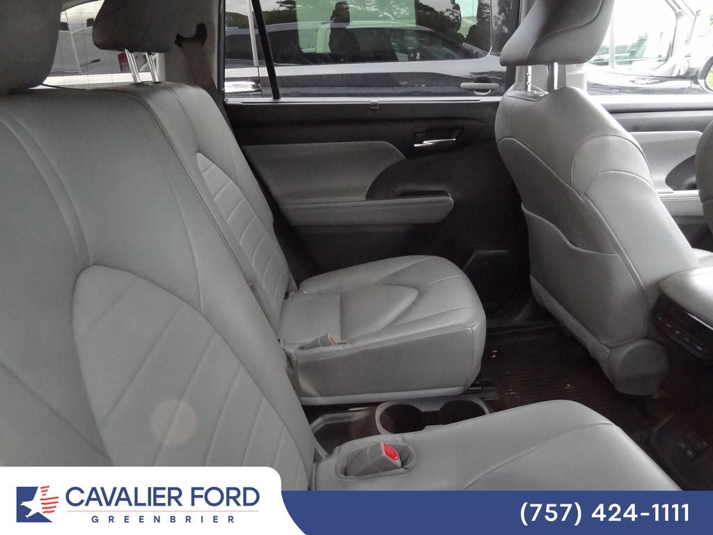 2022 Toyota Highlander XLE