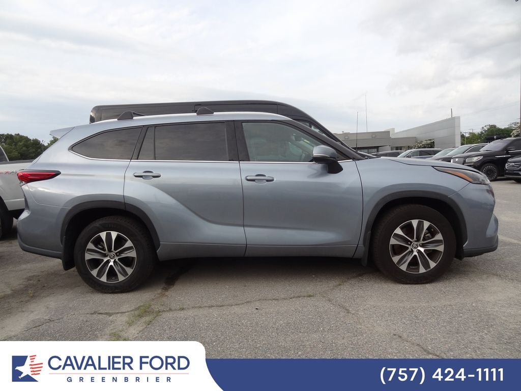 2022 Toyota Highlander XLE