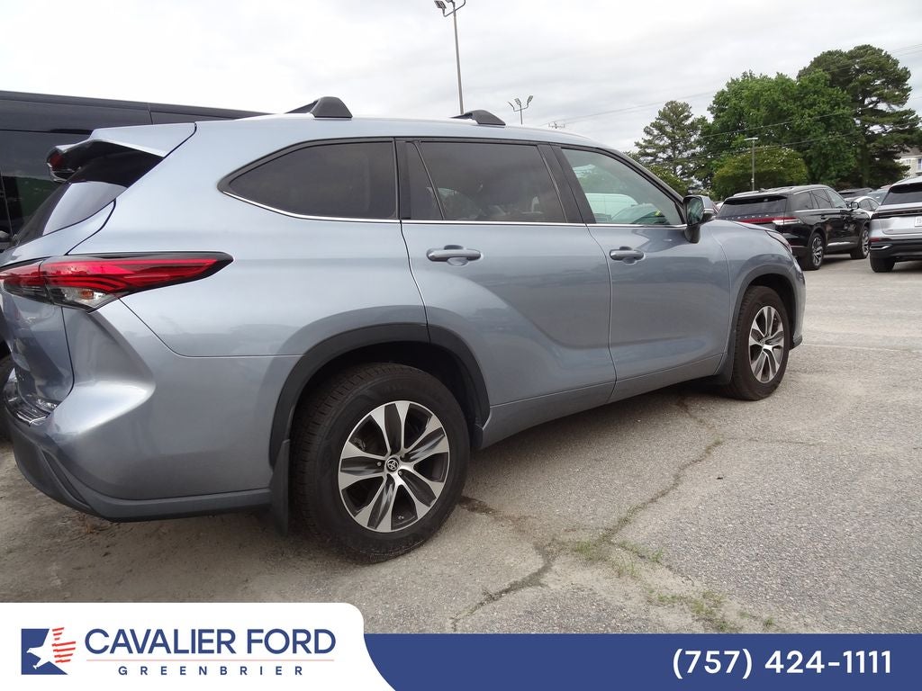 2022 Toyota Highlander XLE