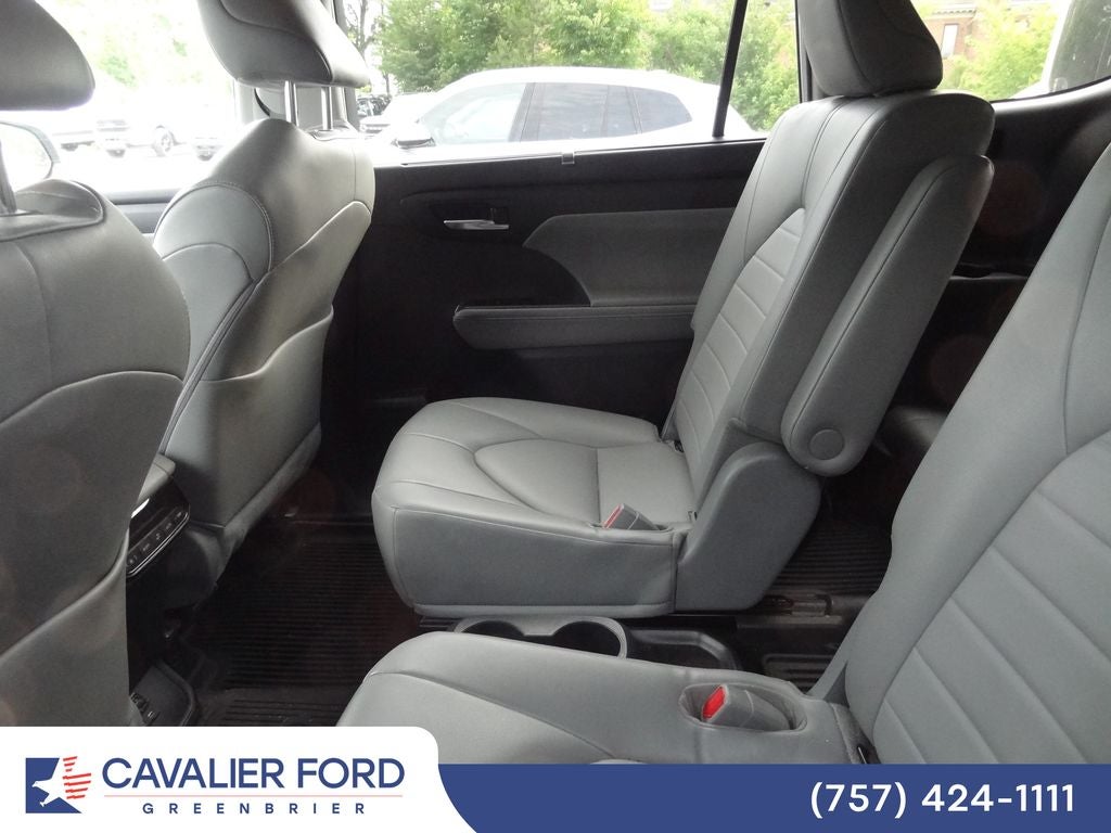 2022 Toyota Highlander XLE